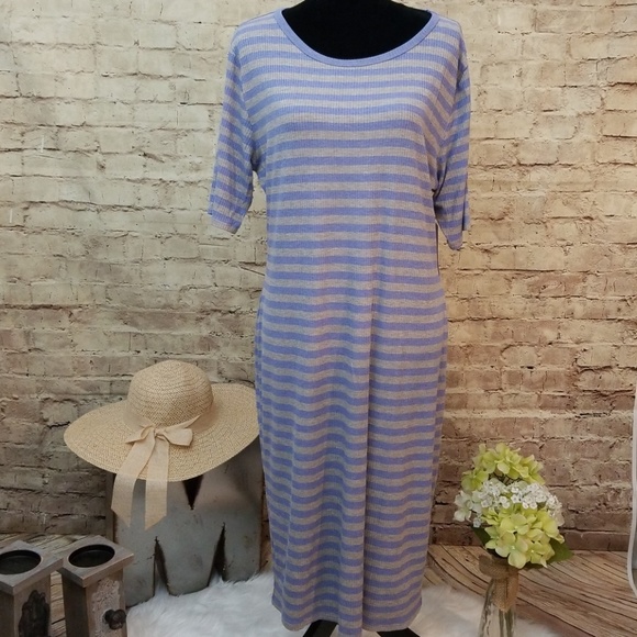 LuLaRoe Dresses & Skirts - 💰Sold Local💰 LuLaRoe Julia Dress